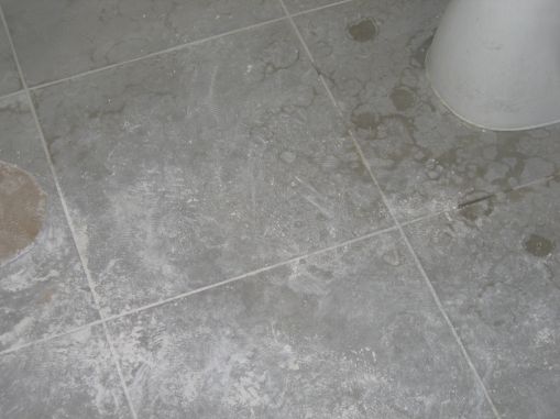 Paint Stains And Building Mess Slique, How To Remove White Stains From Bathroom Tiles