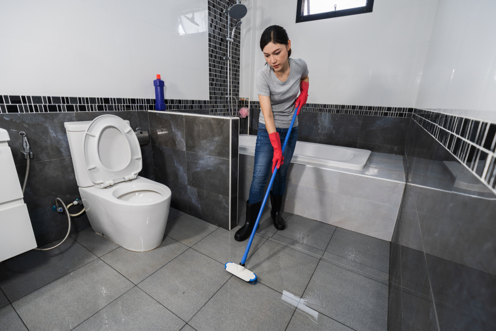 How To Effectively Clean Bathroom Tiles Slique